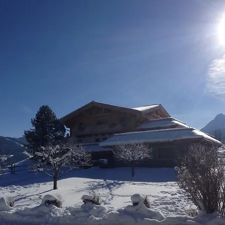 Winterbauer フラッハウ