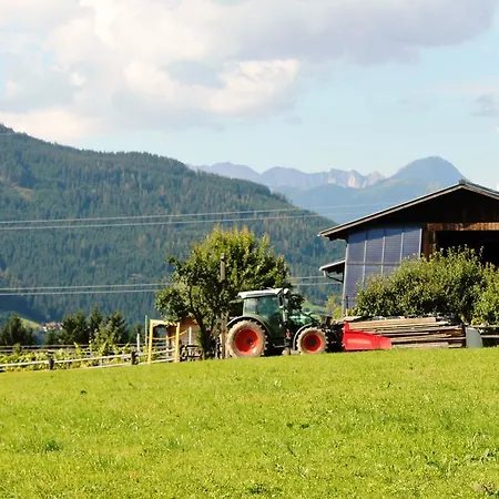 Winterbauer フラッハウ